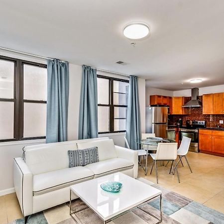 Appartamento Stylish & Great Location Next To The Convention Center Filadelfia Esterno foto