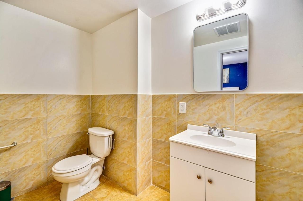 Appartamento Stylish & Great Location Next To The Convention Center Filadelfia Esterno foto
