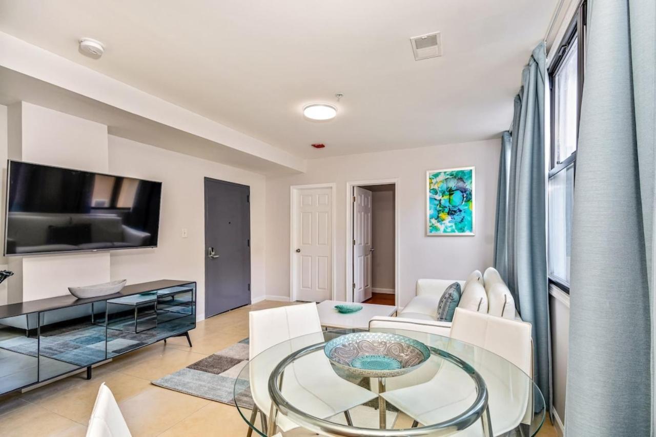 Appartamento Stylish & Great Location Next To The Convention Center Filadelfia Esterno foto